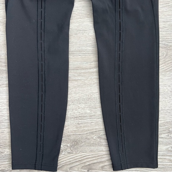 Lululemon Black High-Waisted Leggings size 6 - Picture 5 of 9